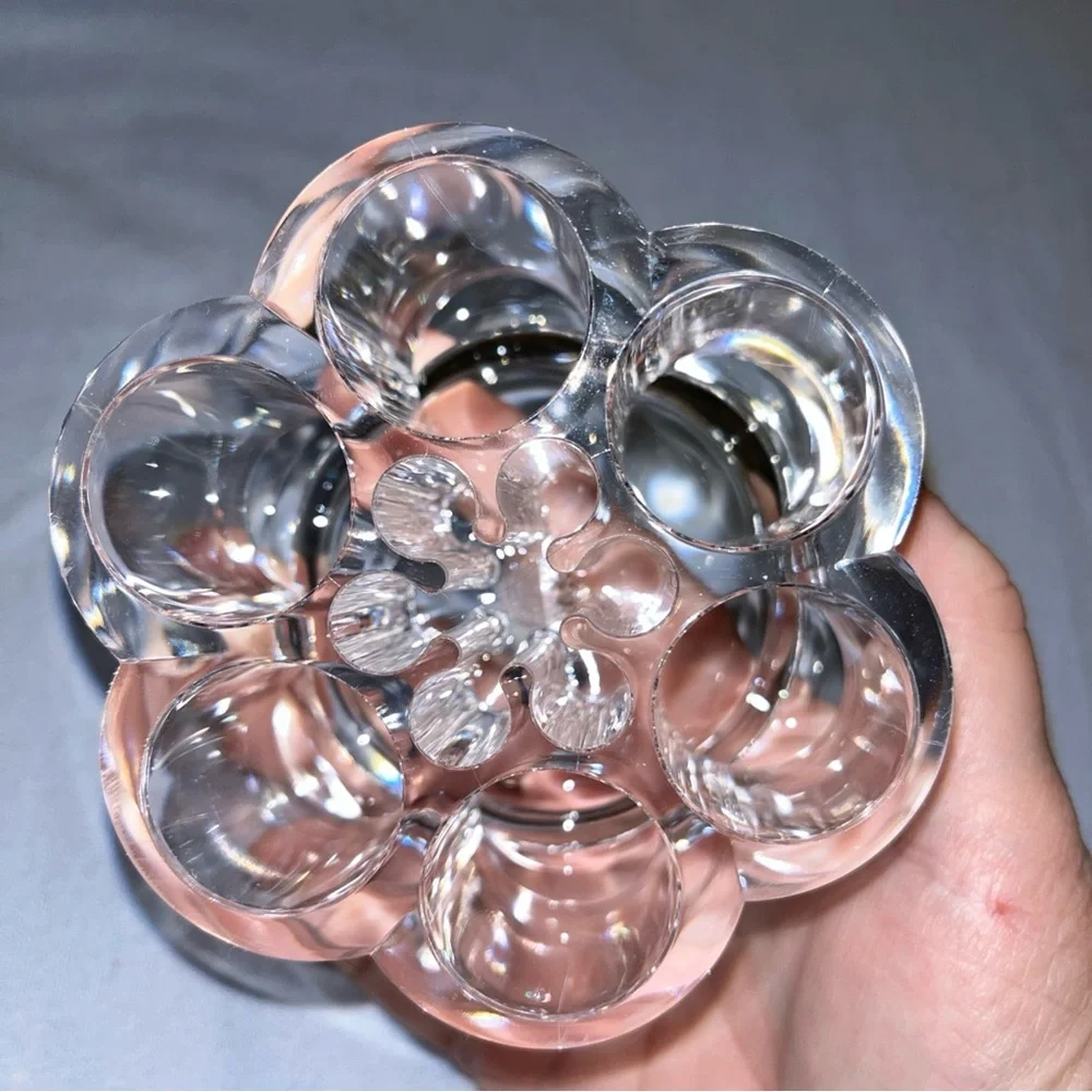 Elegant Clear Makeup Organizer
